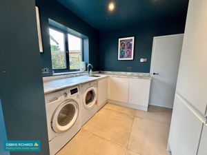 Utility Room- click for photo gallery